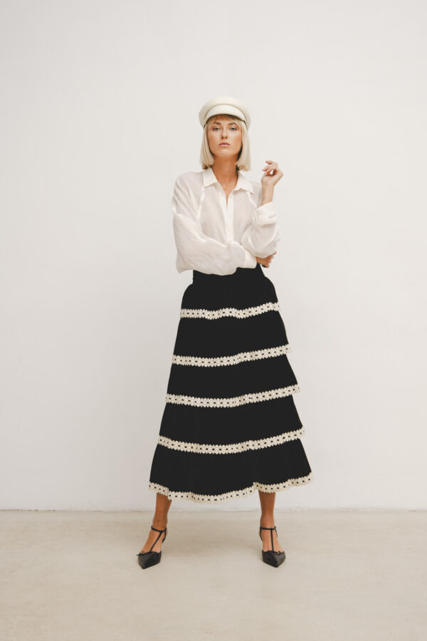 A midi skirt - Image 2