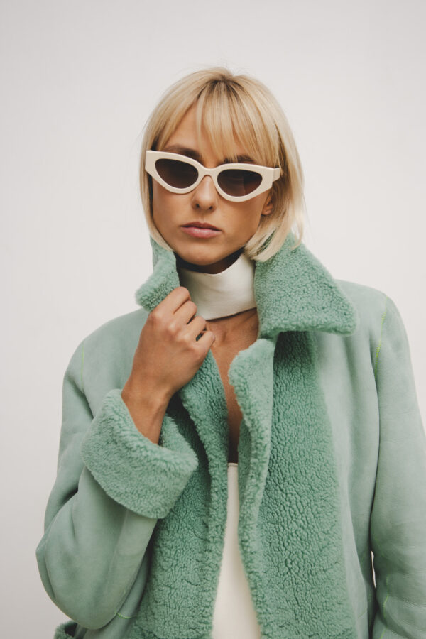 The reversible shearling coat - Image 2