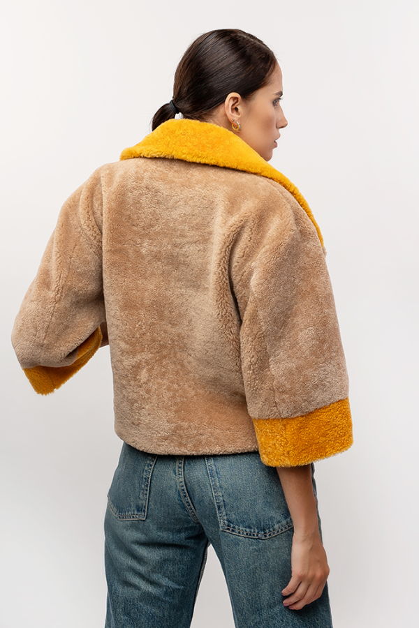 Beige Shearling Coat with Yellow Accents - Image 5