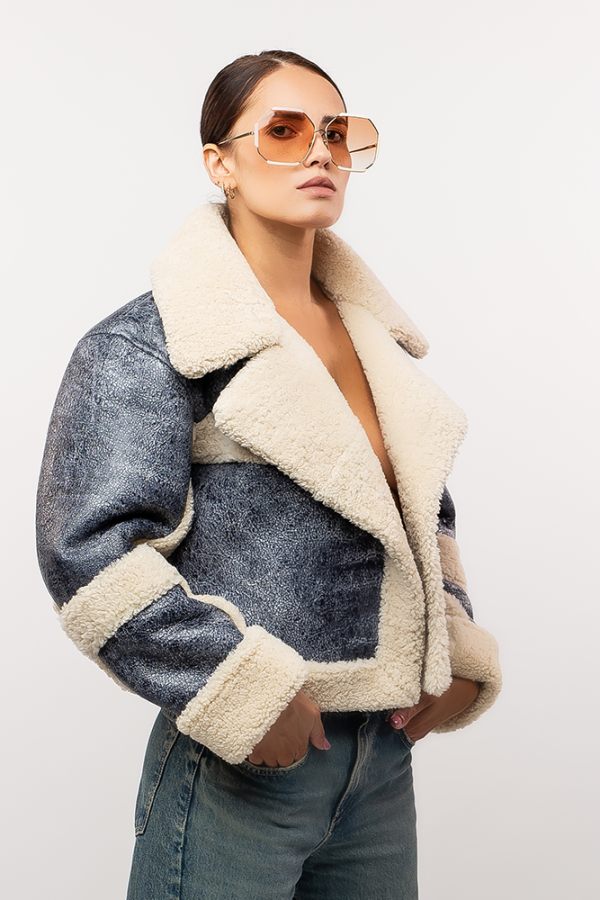 Warm sheepskin jacket - Image 5